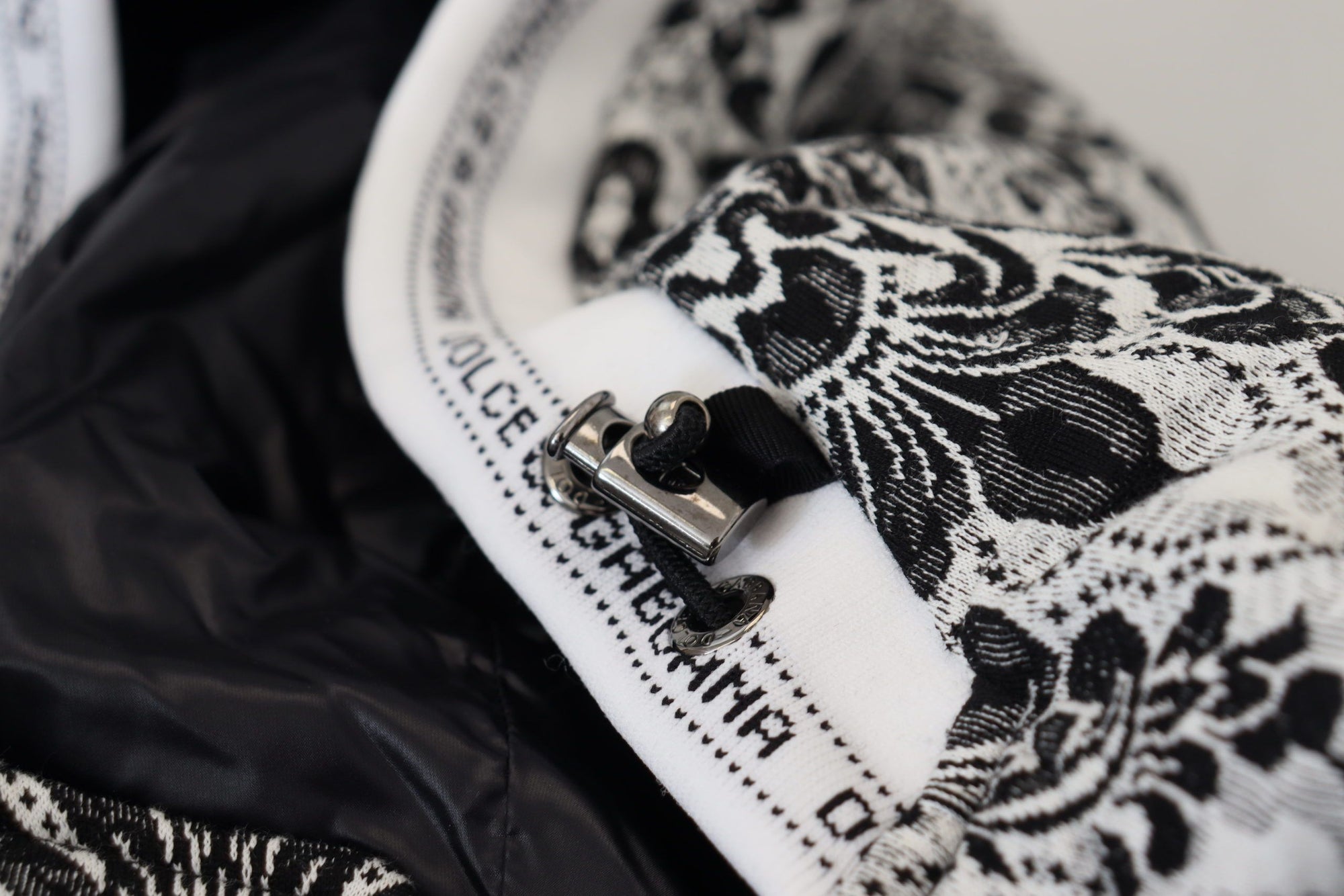 Dolce & Gabbana White Floral Whole Head Wrap One Size Cotton Hat - Maison Luxe