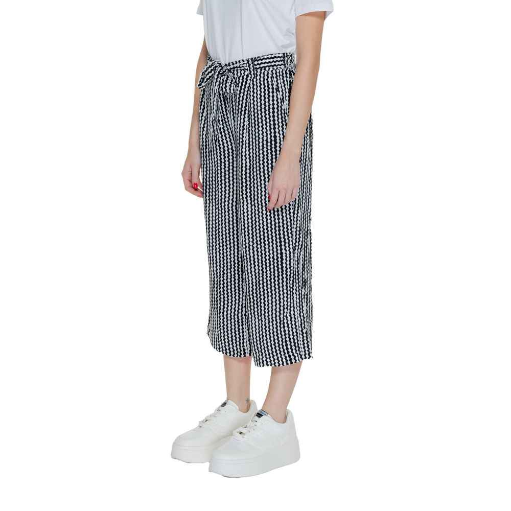 Only Black Viscose Cropped Pant
