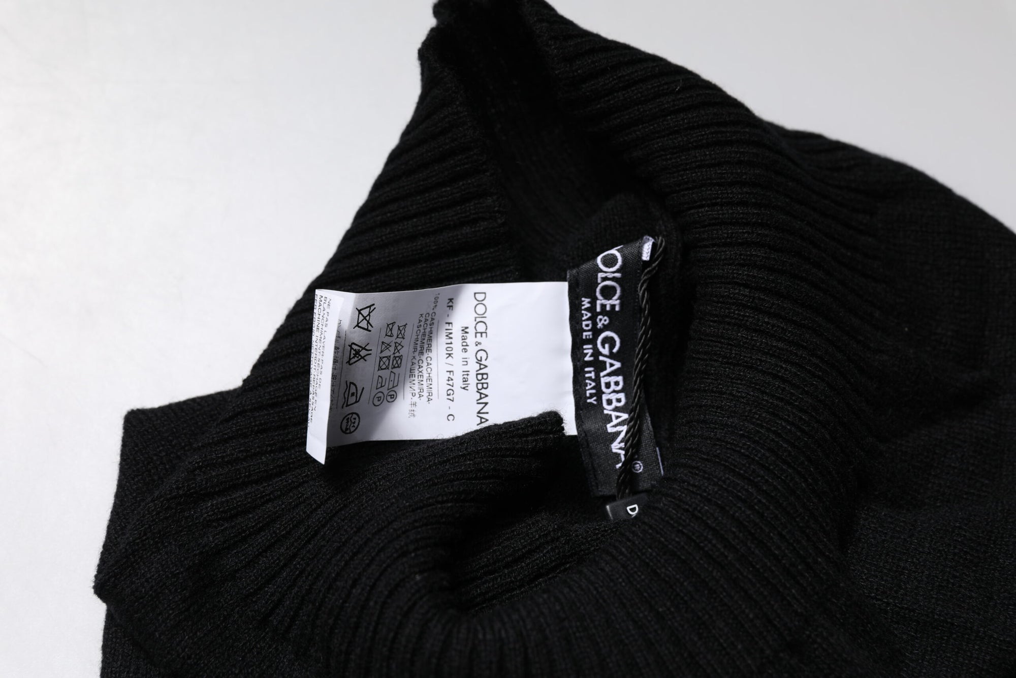 Dolce & Gabbana Black Cashmere Knitted Neck Warmer Foulard Scarf