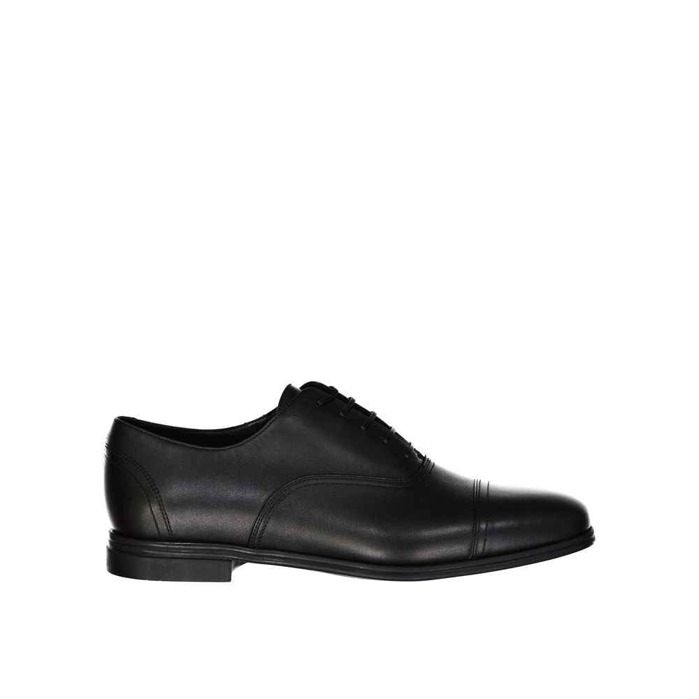 Salvatore Ferragamo Black Leather Oxfords And Derbies