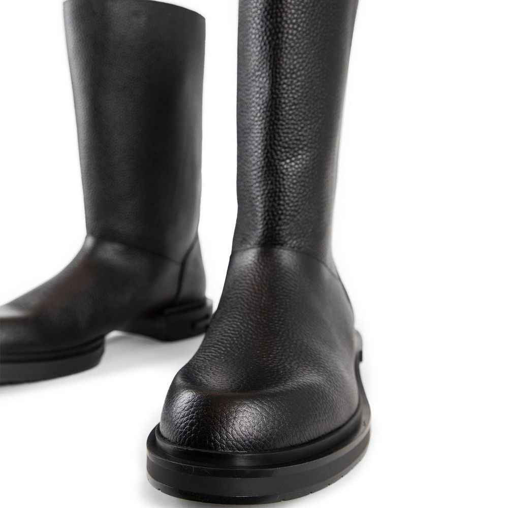 Fendi Black Calfskin Boots